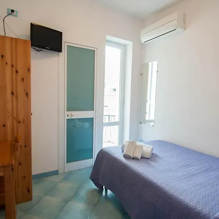 Hotel Macri 2*